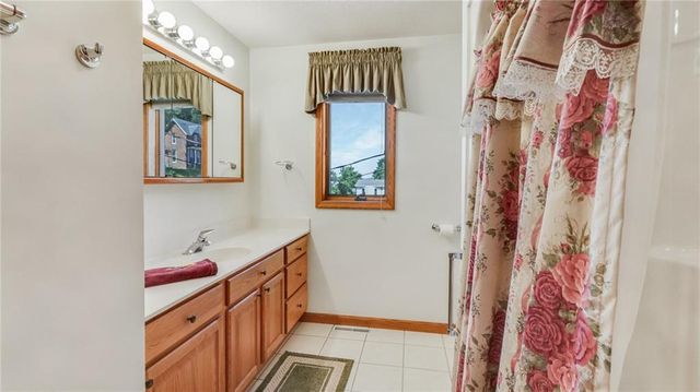 106 S 2nd Street, Alma, WI 54610