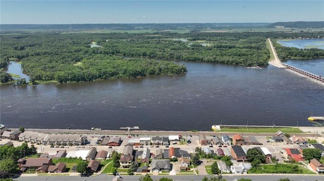 106 S 2nd Street, Alma, WI 54610