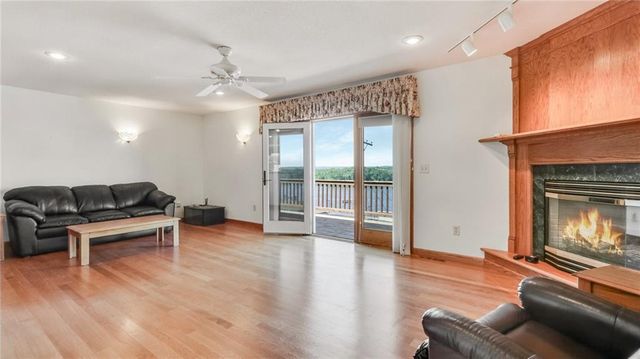 106 S 2nd Street, Alma, WI 54610