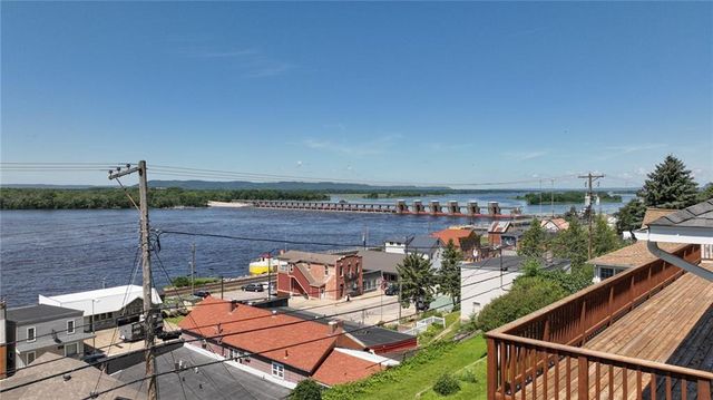 106 S 2nd Street, Alma, WI 54610