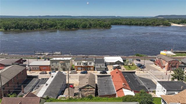 106 S 2nd Street, Alma, WI 54610