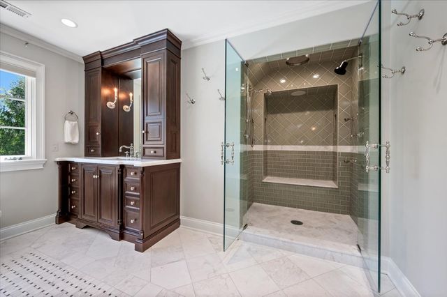 30 Bridlewood Road, Northbrook, IL 60062