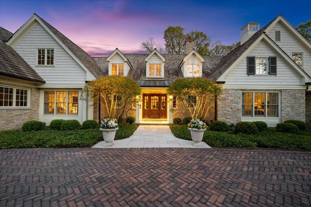 30 Bridlewood Road, Northbrook, IL 60062