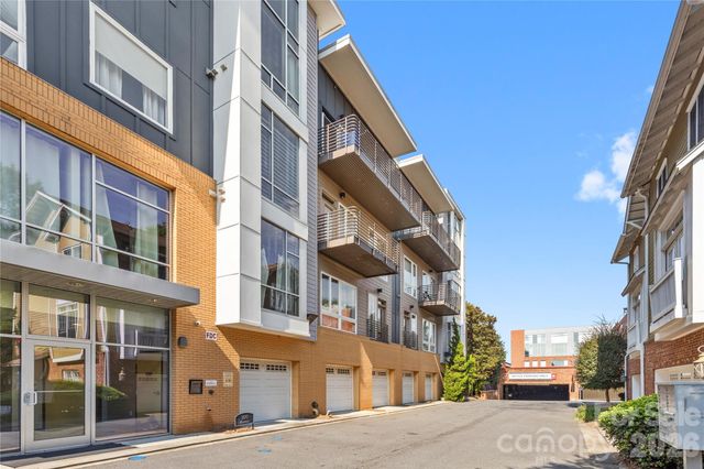 300 Magnolia Avenue 202, Charlotte, NC 28203