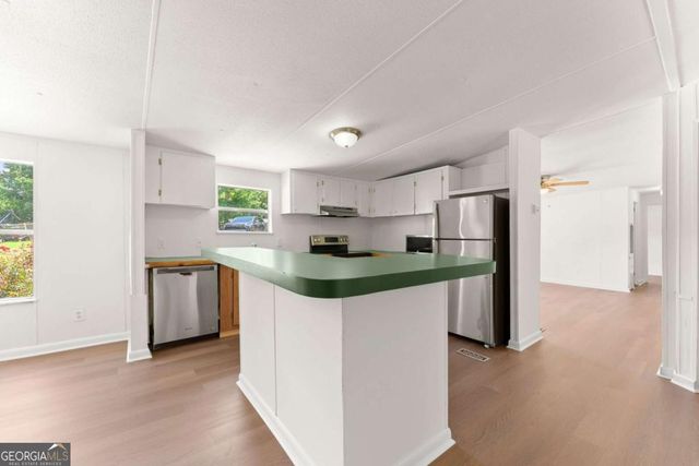 6736 Victoria Lane, Lula, GA 30554