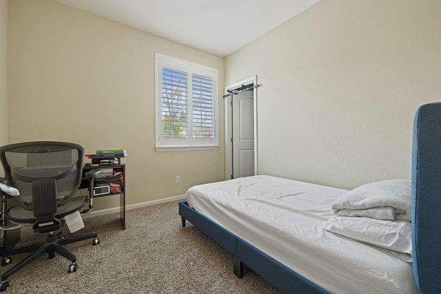 10423 Ian Ct, Stockton, CA 95209