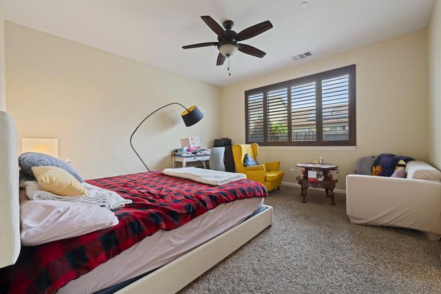 10423 Ian Ct, Stockton, CA 95209