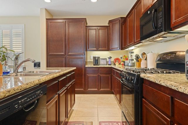 10423 Ian Ct, Stockton, CA 95209