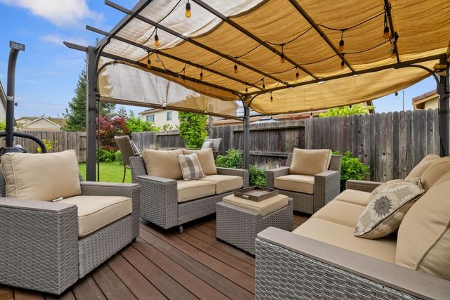 10423 Ian Ct, Stockton, CA 95209