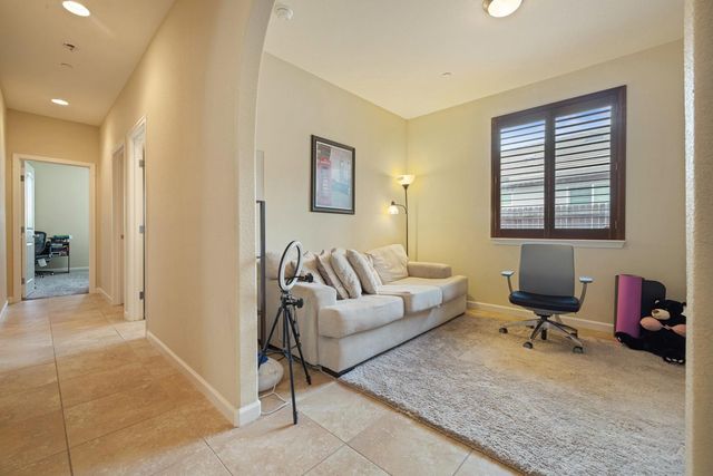 10423 Ian Ct, Stockton, CA 95209