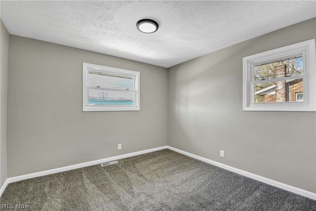 6672 Cleveland Road, Ravenna, OH 44266