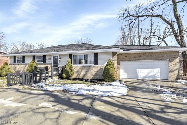 6672 Cleveland Road, Ravenna, OH 44266