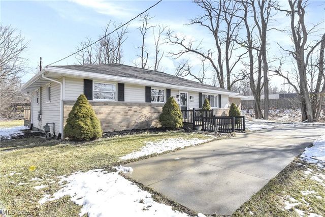 6672 Cleveland Road, Ravenna, OH 44266