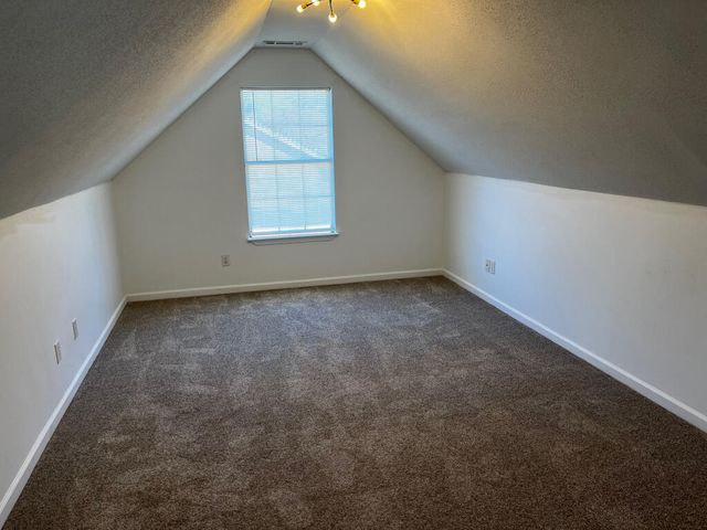 7738 Pinewood Drive, Chattanooga, TN 37421