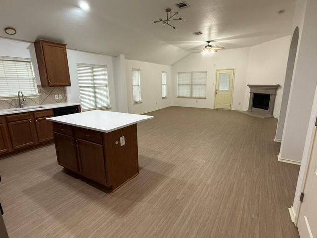 2122 Rachel LN, Round Rock, TX 78664