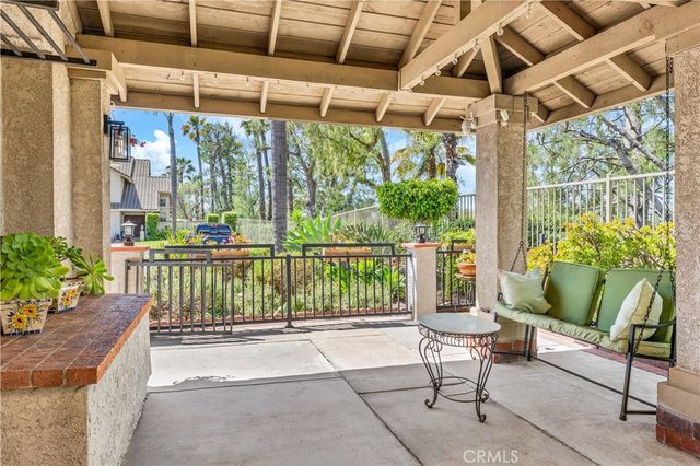 26292 Rosa, Laguna Hills, CA 92656