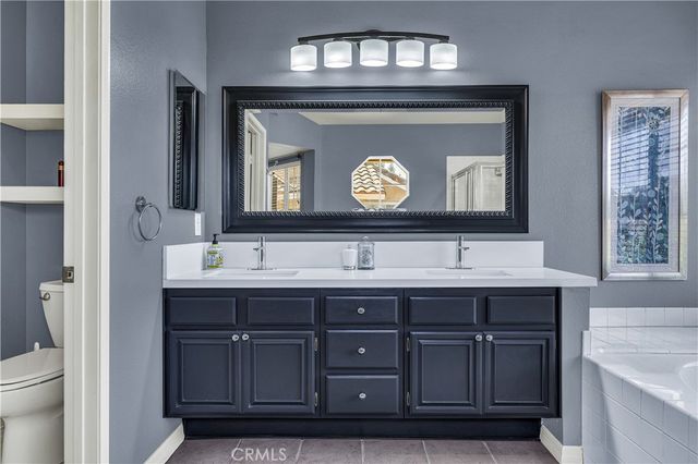 26292 Rosa, Laguna Hills, CA 92656