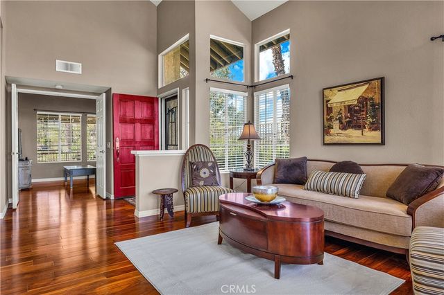 26292 Rosa, Laguna Hills, CA 92656