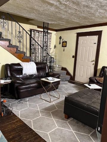 314 N Kensington Avenue, Kansas City, MO 64123