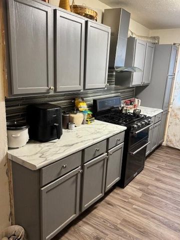 314 N Kensington Avenue, Kansas City, MO 64123