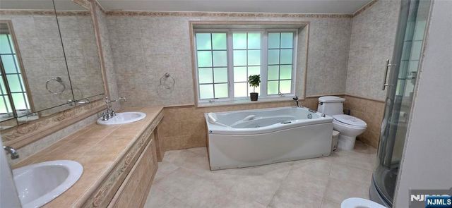 457 Summit, Norwood, NJ 07648