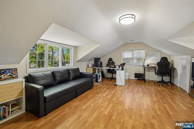 457 Summit, Norwood, NJ 07648