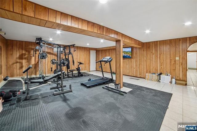 457 Summit, Norwood, NJ 07648