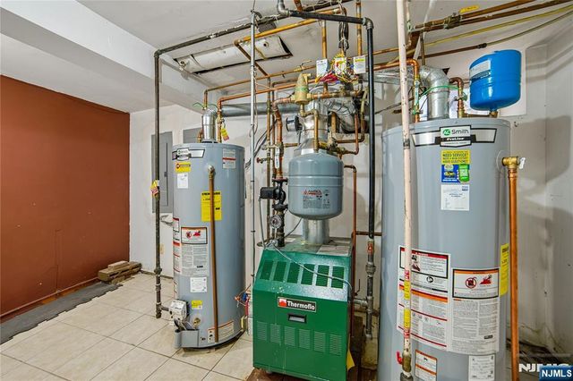 457 Summit, Norwood, NJ 07648