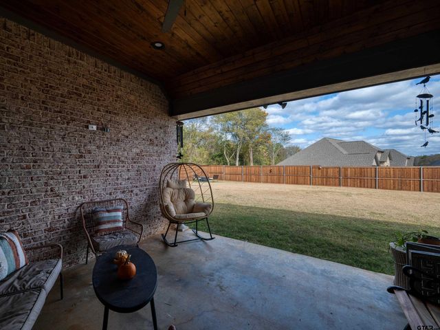 222 Serenity Dr., Bullard, TX 75757