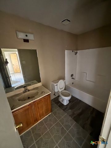 1813 Cedarhill Drive B, Killeen, TX 76543