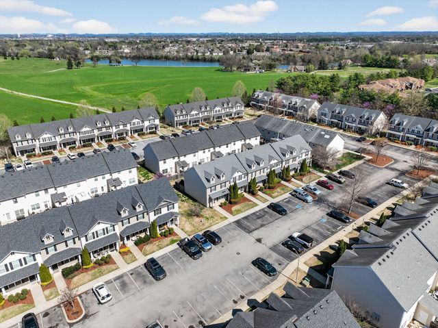 416 Kubota Dr, Murfreesboro, TN 37128