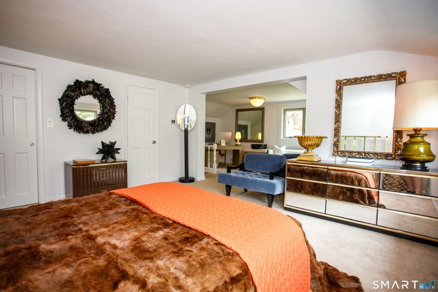12 Gulliver Circle, Norwich, CT 06360