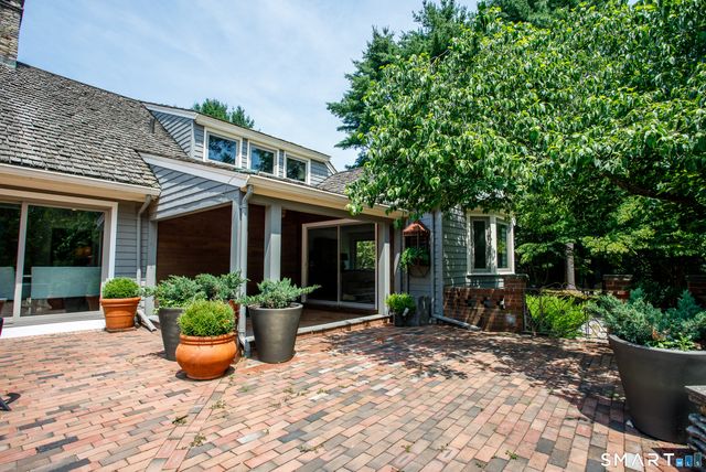12 Gulliver Circle, Norwich, CT 06360