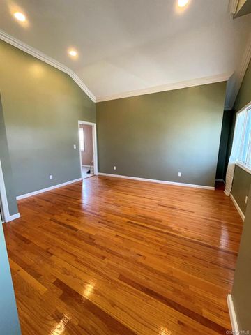 267 Seidman Place, Franklin Square, NY 11010