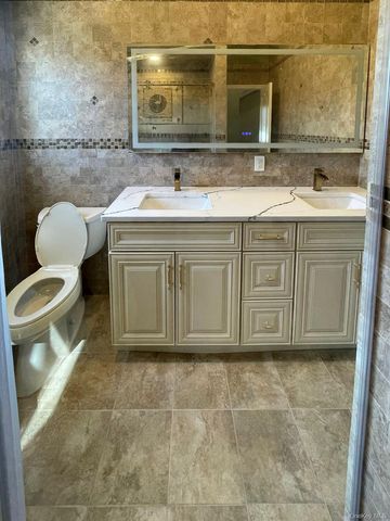 267 Seidman Place, Franklin Square, NY 11010