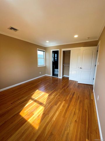 267 Seidman Place, Franklin Square, NY 11010