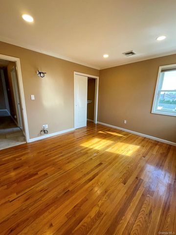 267 Seidman Place, Franklin Square, NY 11010