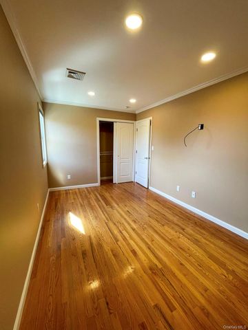 267 Seidman Place, Franklin Square, NY 11010