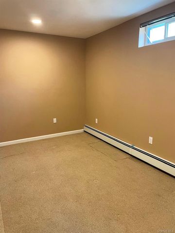 267 Seidman Place, Franklin Square, NY 11010