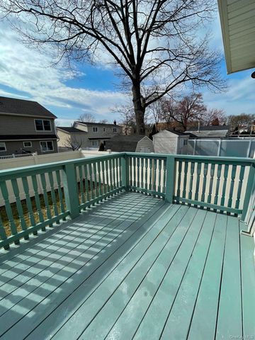 267 Seidman Place, Franklin Square, NY 11010