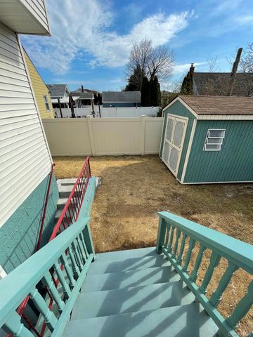 267 Seidman Place, Franklin Square, NY 11010