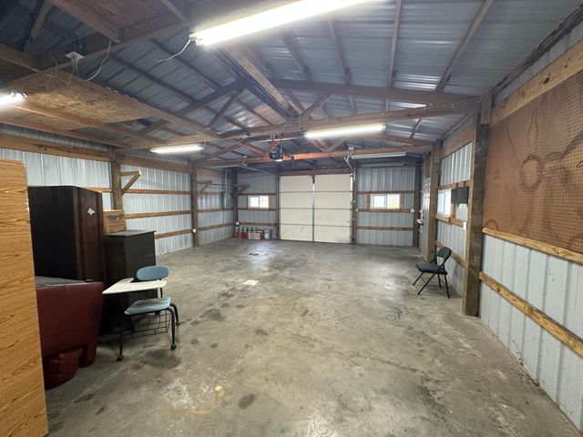 650 W 1st Street, Mountain Grove, MO 65711