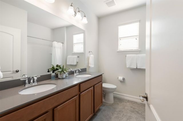 6516 Roaring Creek, Denton, TX 76226