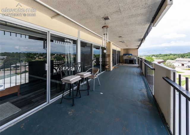 411 Lakewood Circle C404, Colorado Springs, CO 80910
