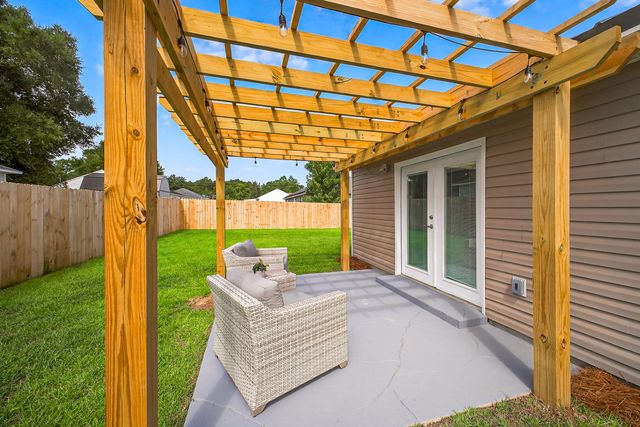 3312 Skywagon Drive, Crestview, FL 32539