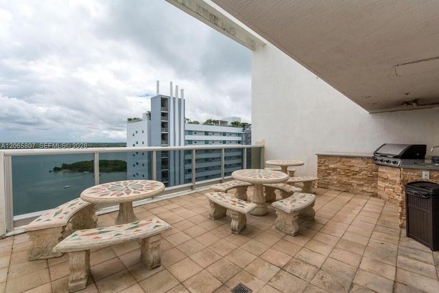 7929 West Drive 1001, North Bay Village, FL 33141