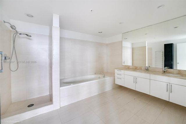 7929 West Drive 1001, North Bay Village, FL 33141