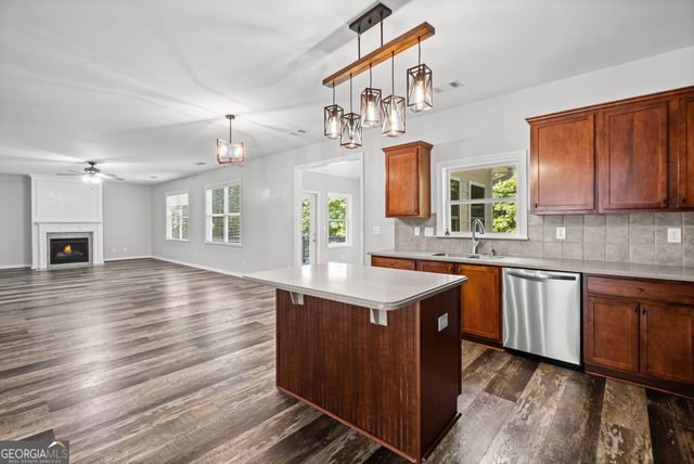 4415 Trappers Cove, Cumming, GA 30028