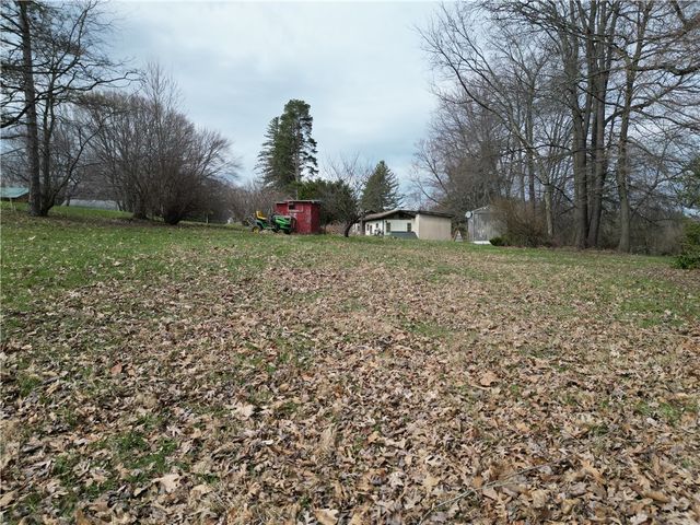 523 Unionville Rd, Franklin Twp, PA 16001