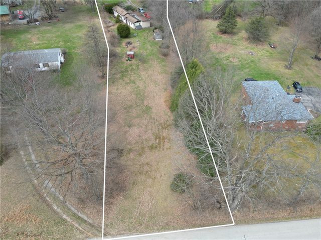 523 Unionville Rd, Franklin Twp, PA 16001